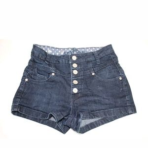 Almost Famous Women's Shorts Size 5 Cotton High-wa